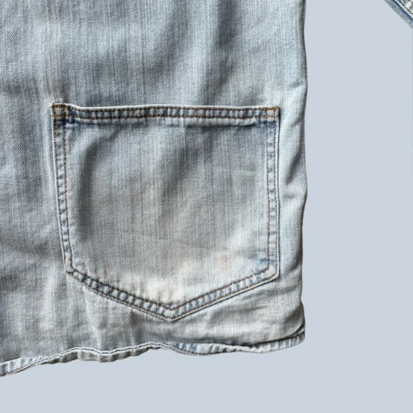 BDG Light Wash Denim Chore Jacket / Overshirt – Medium – Vintage Fade - Picture 4 of 5